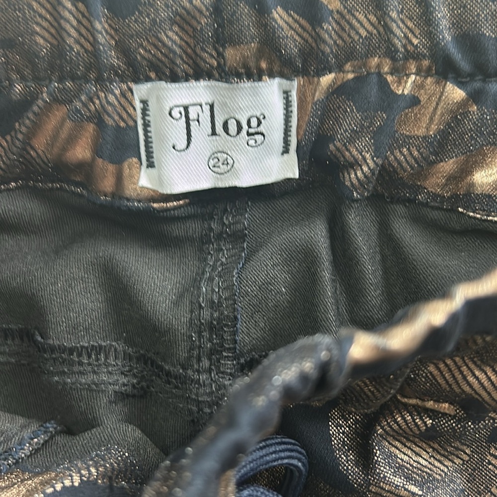 Bevy Flog camo pants SHELY - Picture 3 of 6